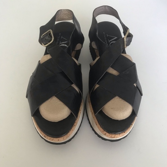 Attilio Guisti Leombruni Black 2” wedge platform strapping leather sandal Sz 39 - Picture 2 of 10